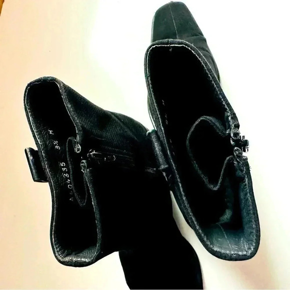 Stuart Weitzman Nylon Gore-Tex Waterproof Square Toe Ankle Boots - Picture 7 of 7